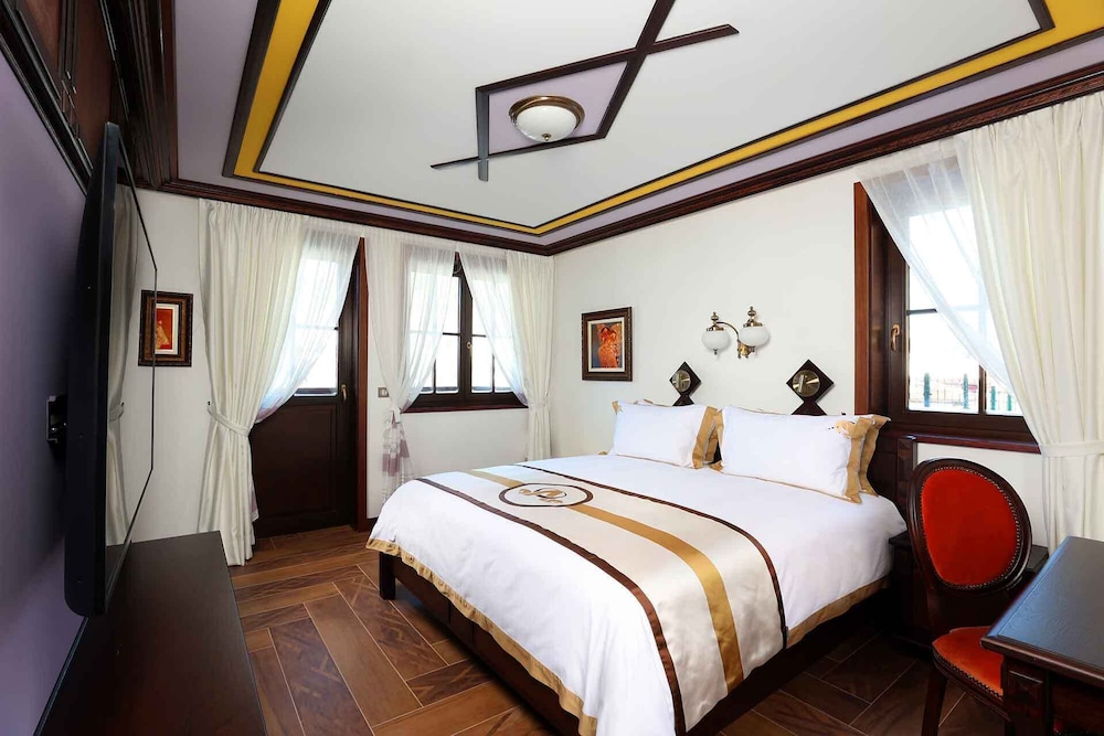 Executive Room photo 1