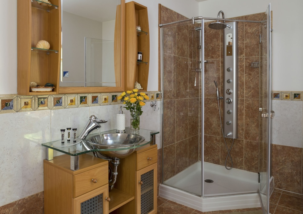 Serenity Suite photo 3