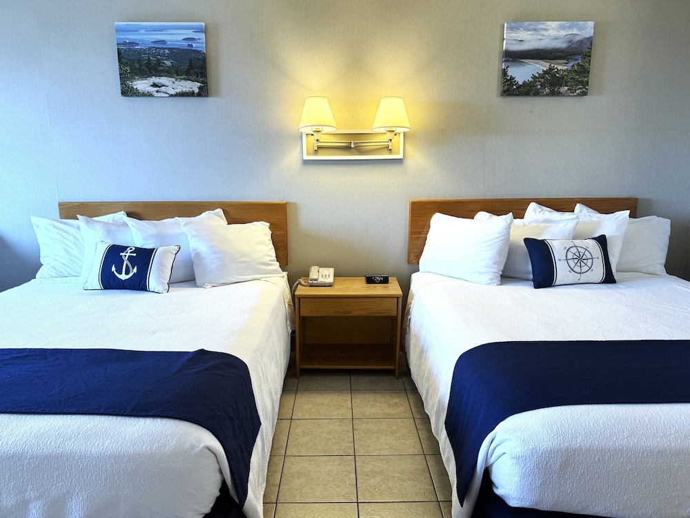 Pet Friendly Room, 2 Queen Beds, Ocean View (1st Floor)