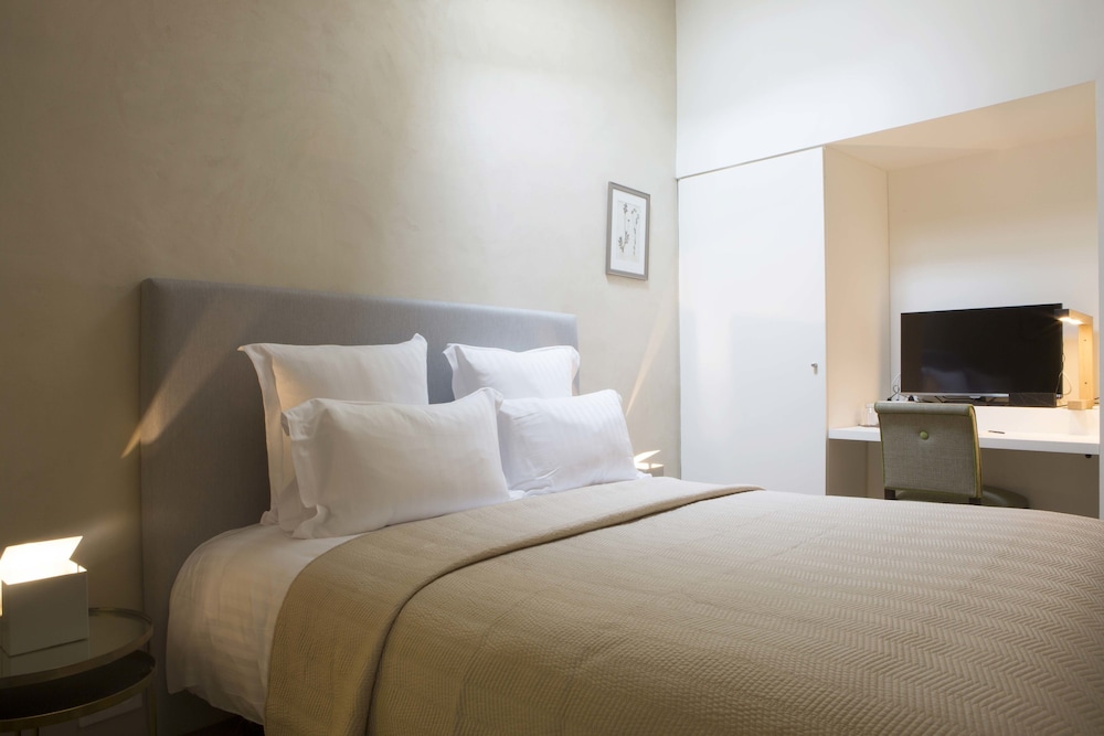 Economy Double Room photo 3