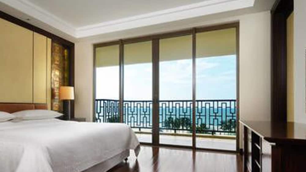 Premium Room, 1 King Bed, Ocean View