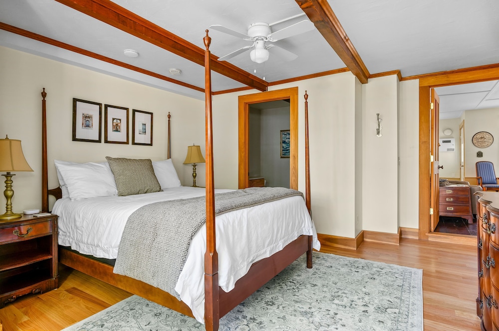 Room 11 photo 1