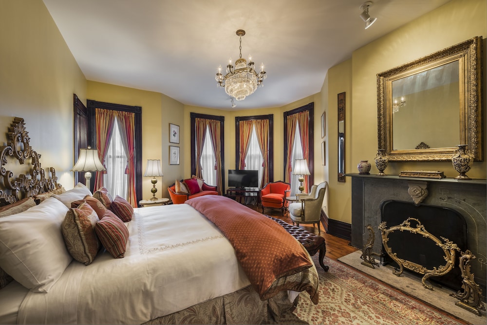 Junior Suite, 1 King Bed photo 2