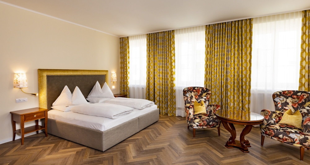 Deluxe Double Room - Photo 1