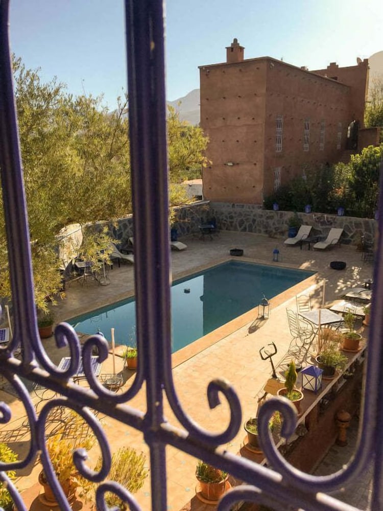 Luxury Suite, Pool View photo 3