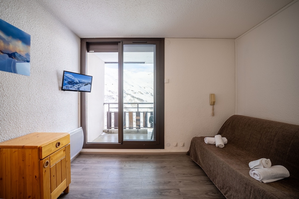Family Apartment photo 2