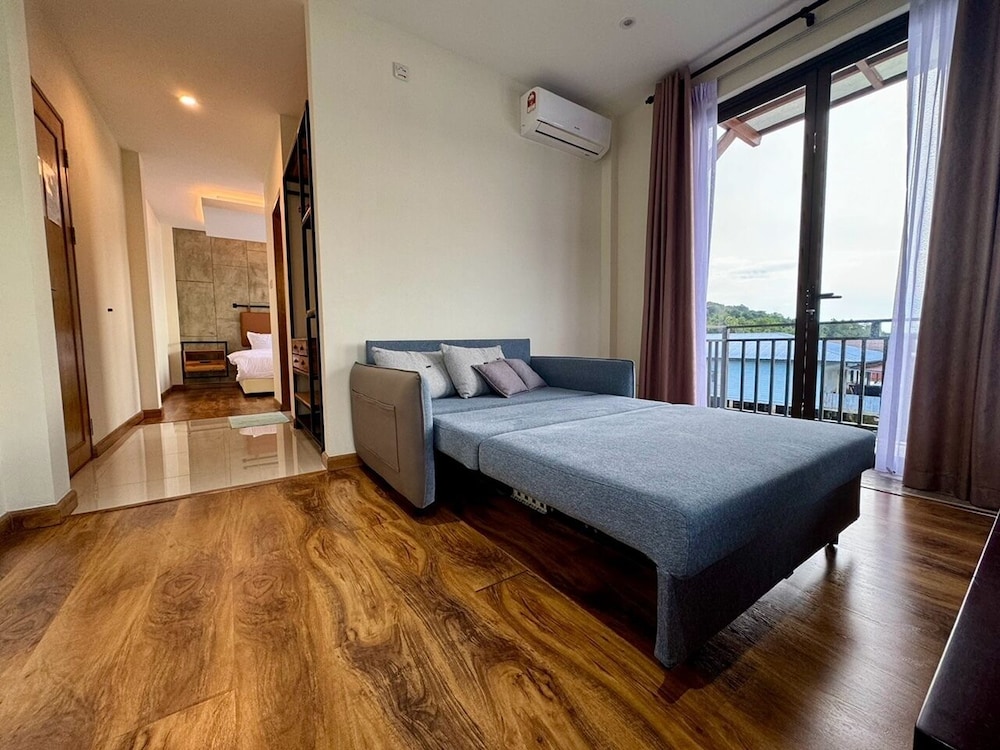 Family Quadruple Room, River View