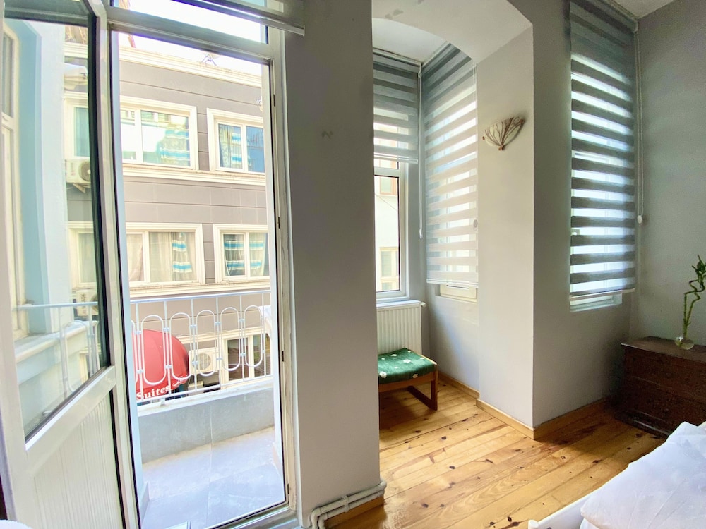 Standard Double Room, Balcony photo 3
