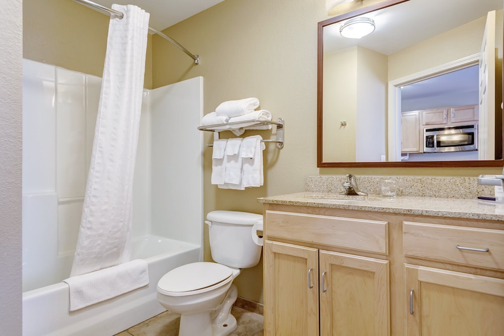 Studio Suite, 2 Queen Beds - Photo 13