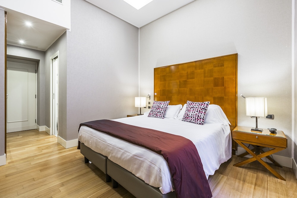 Classic Double Room - Photo 3