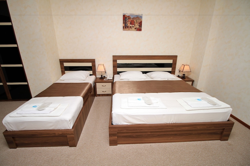 Family Triple Room, 1 Bedroom photo 2