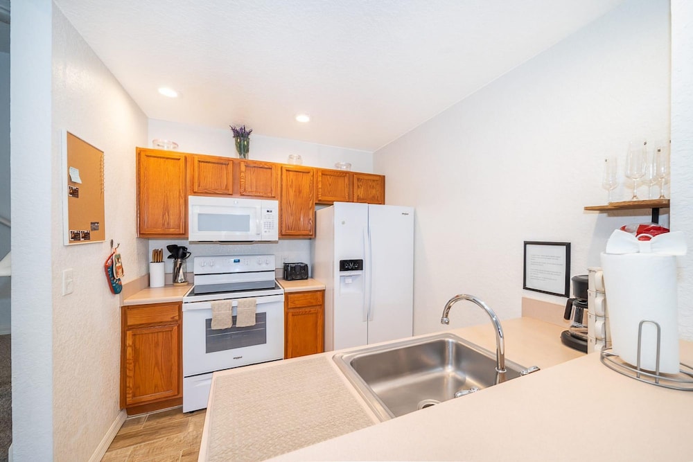 Enchanted Townhome Near Disney Parks 3Br, Photo 18