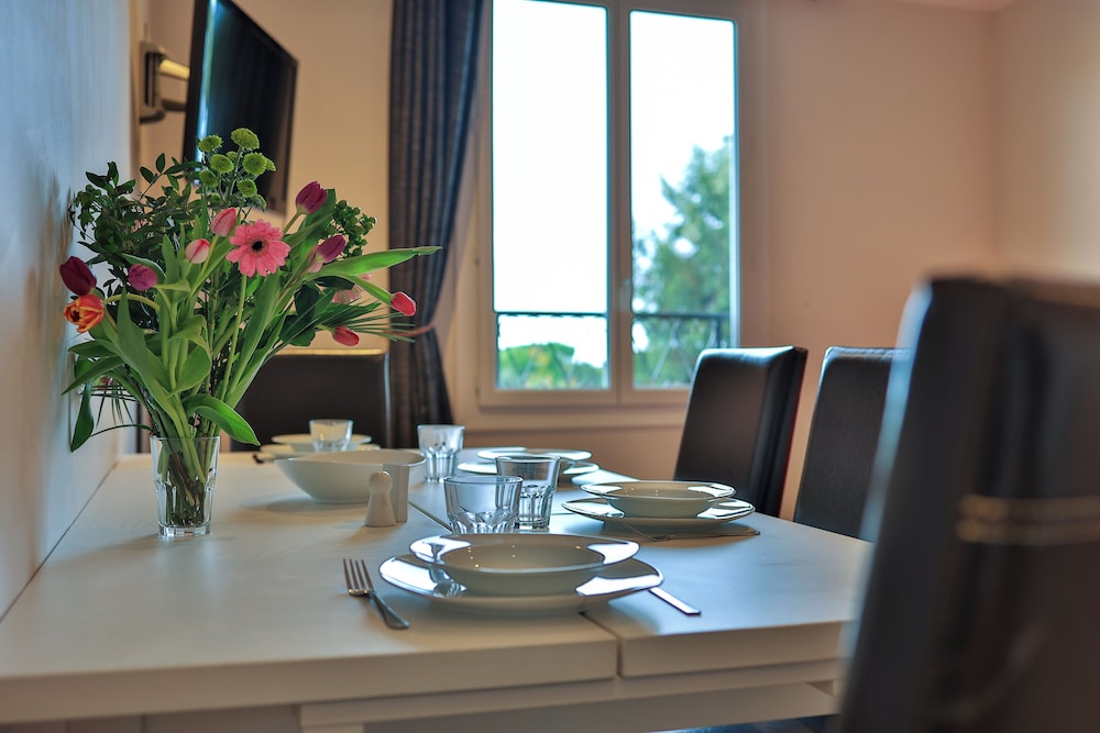Apartment - Photo 3