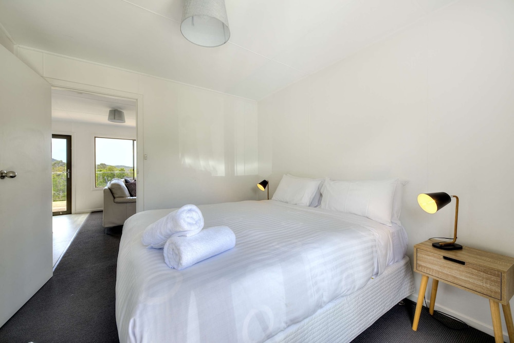 Panoramic House photo 1