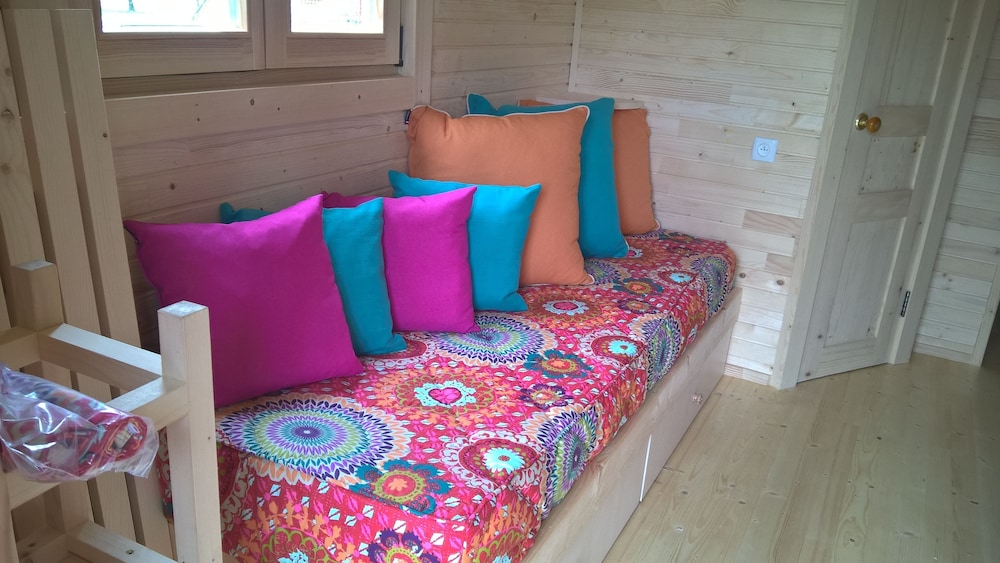 Mobile Home photo 2