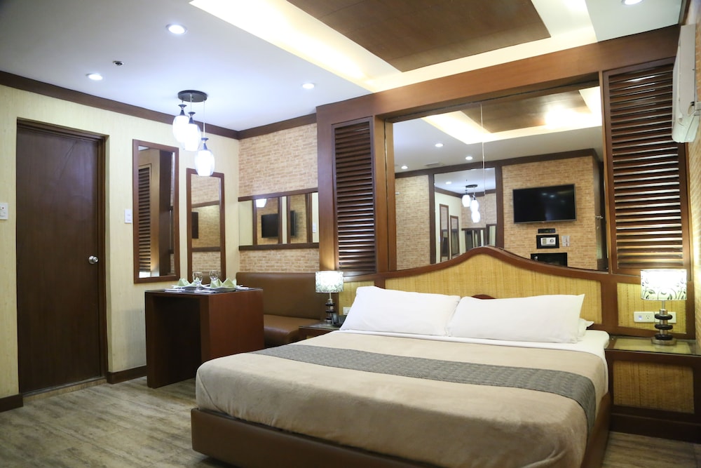 Standard Room - Photo 13