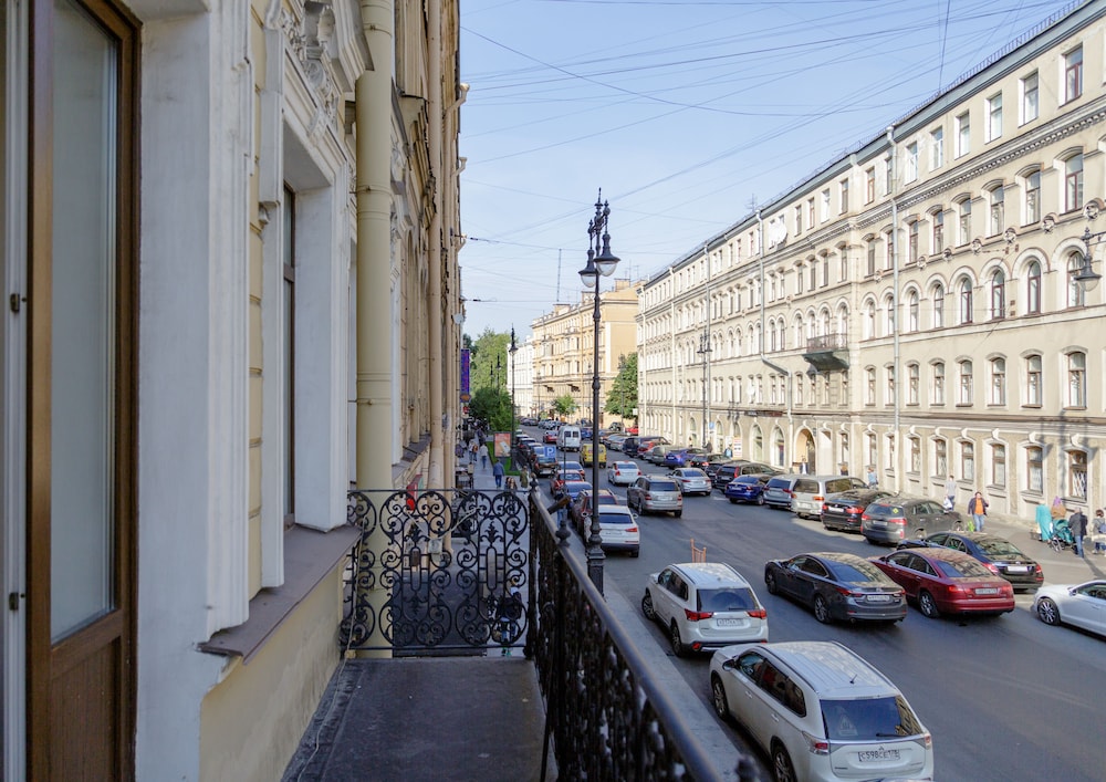 Superior Double Room (with Mayakovskogo view) photo 3