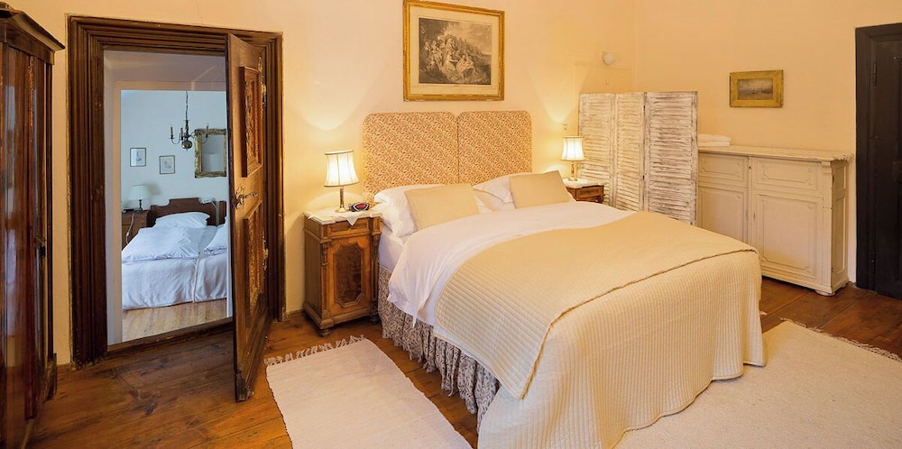 Family Apartment, 2 Bedrooms photo 3