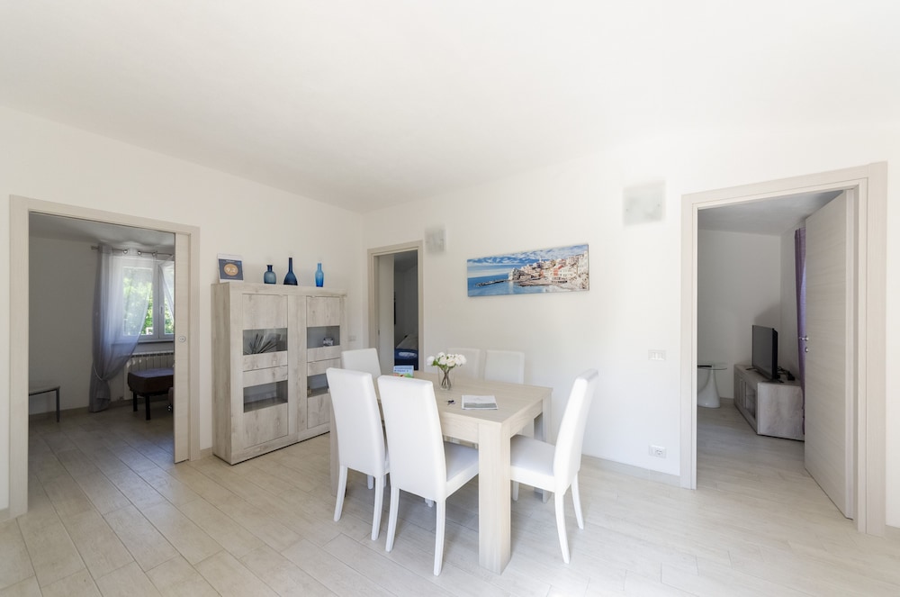 Superior Apartment, 2 Bedrooms, Hill View, Tower