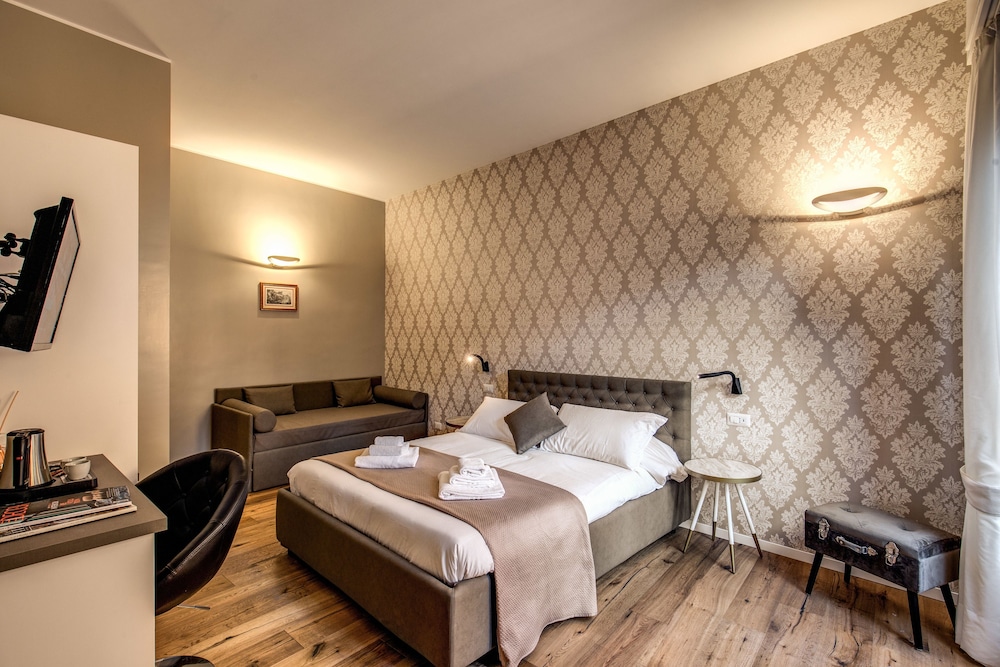 Superior Triple Room, Multiple Beds, Non Smoking photo 1
