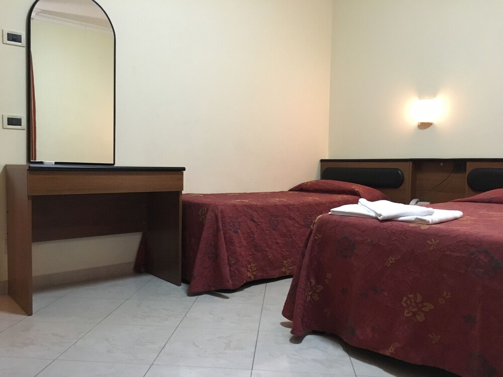Standard Double or Twin Room, Private Bathroom
