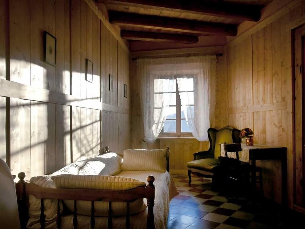 Suite, Shared Bathroom, Lake View (Samivel) photo 3