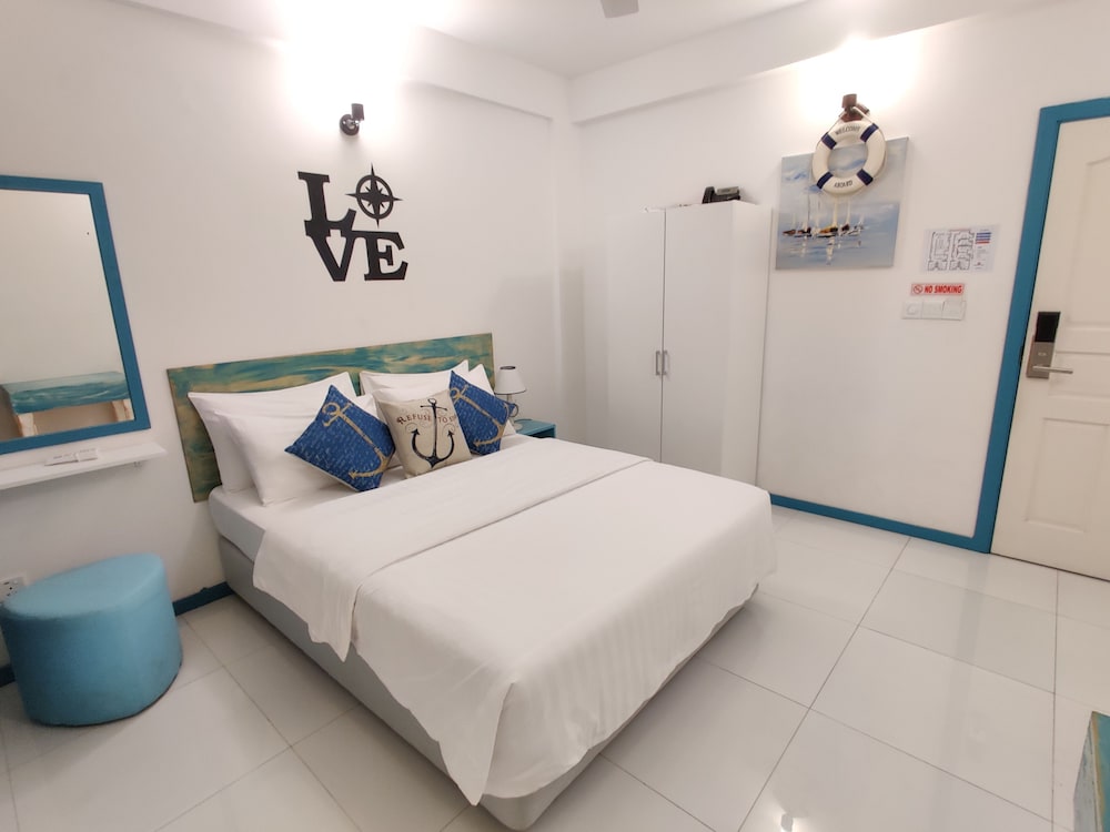 Deluxe Double Room photo 3