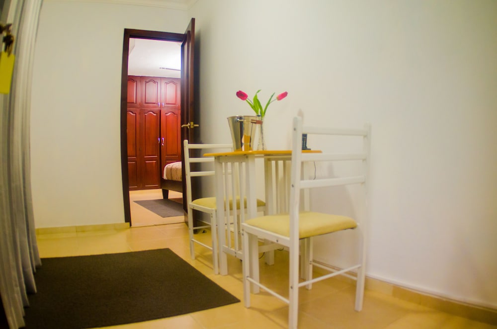 Deluxe Studio Suite