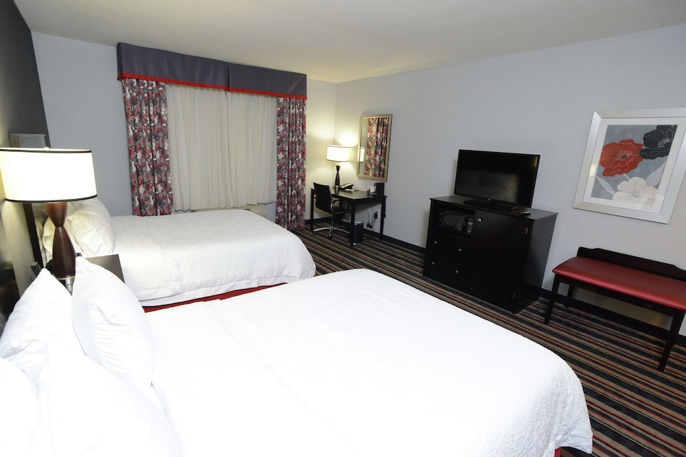 Room, 2 Queen Beds, Accessible, Non Smoking photo 1