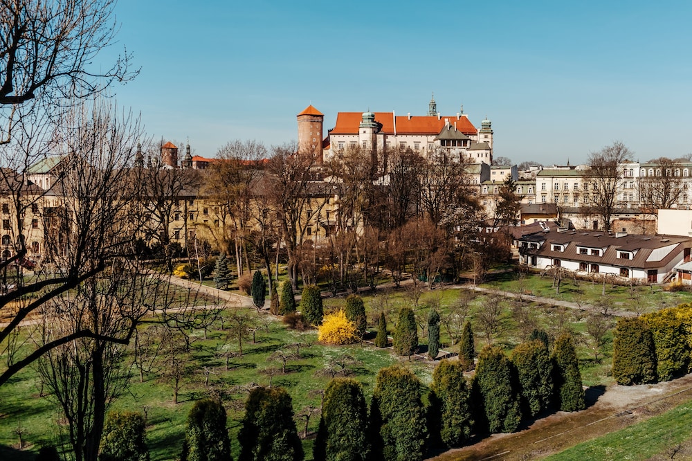 Deluxe Double or Twin Room, Balcony, Garden View - Photo 3