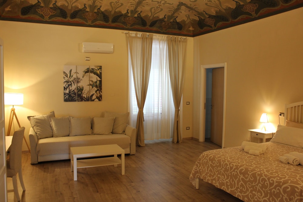 Junior Suite, City View