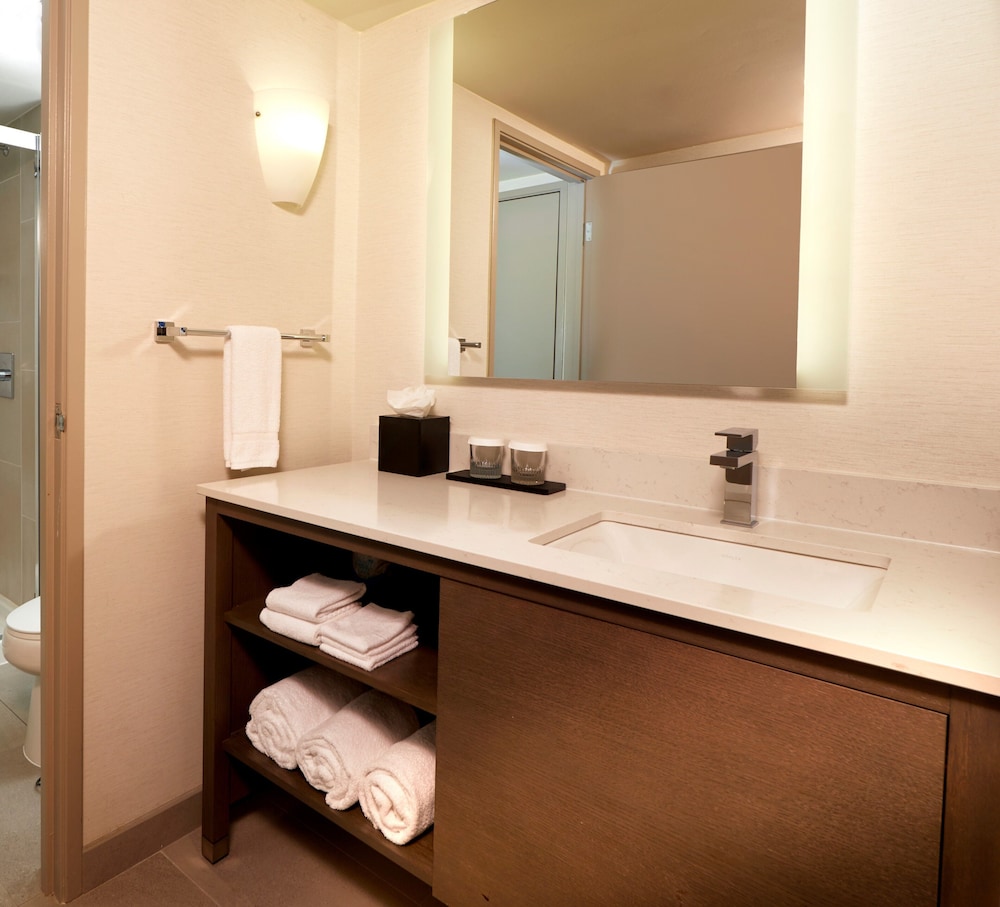Suite, 2 Double Beds, Mountain View - Photo 5