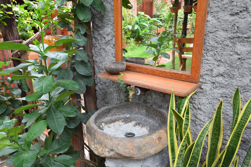 Classic Double or Twin Room, Garden View photo 3