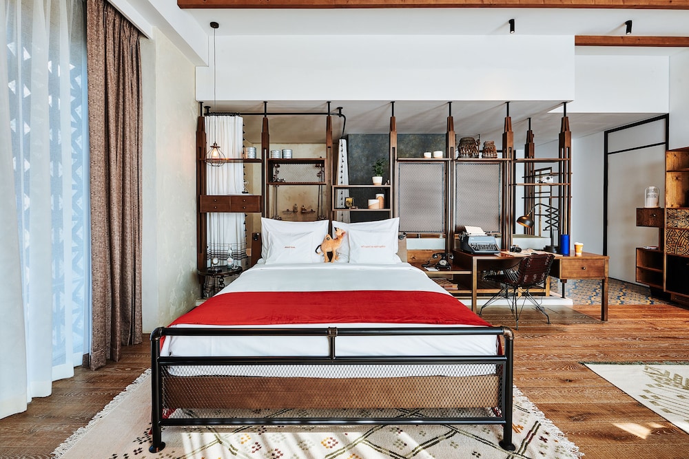 Large Farmstay Suite (Free Shuttle Service to Kite Beach and Dubai Mall)