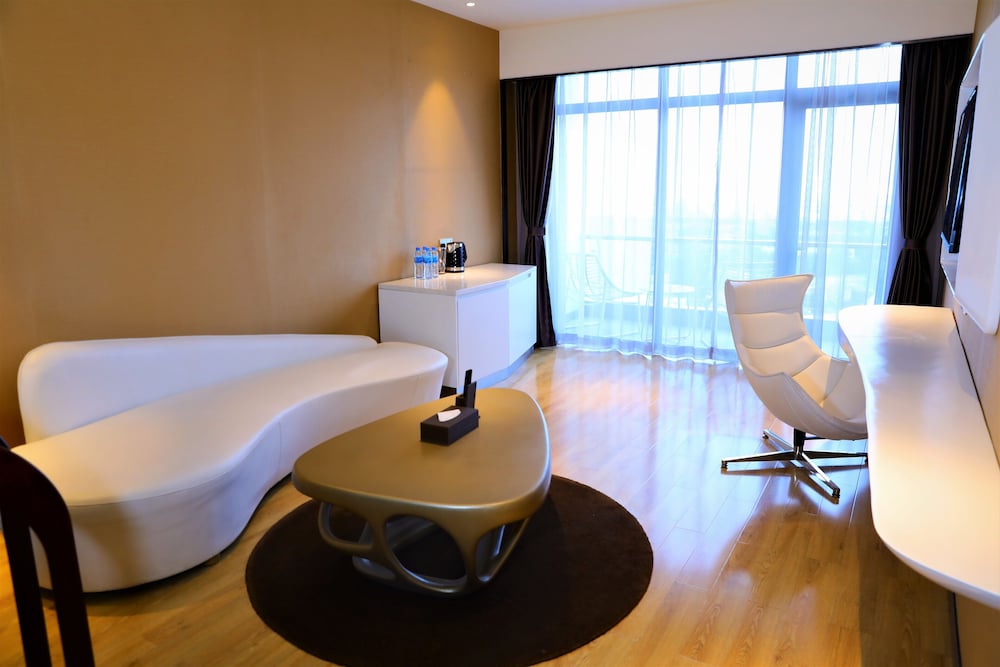 Suite (Mini) - Photo 9