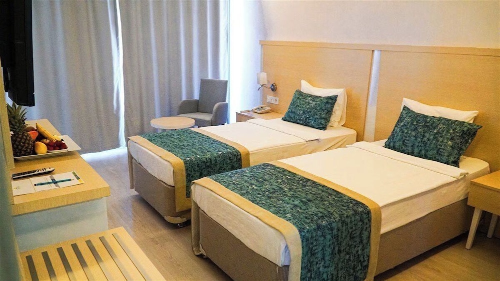 Standard Room, Garden View