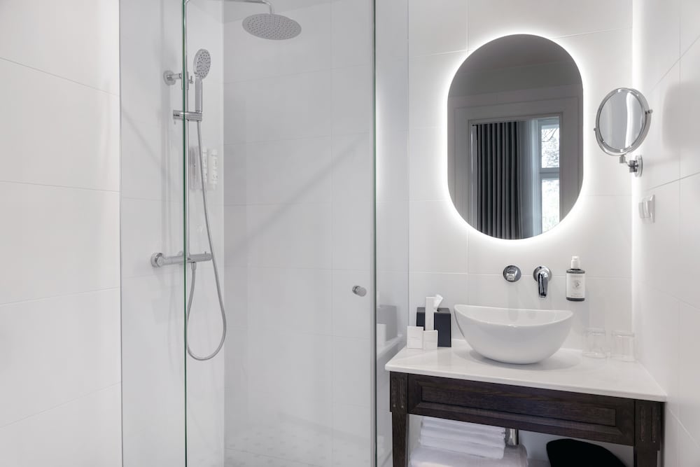Standard Double Room - Photo 6