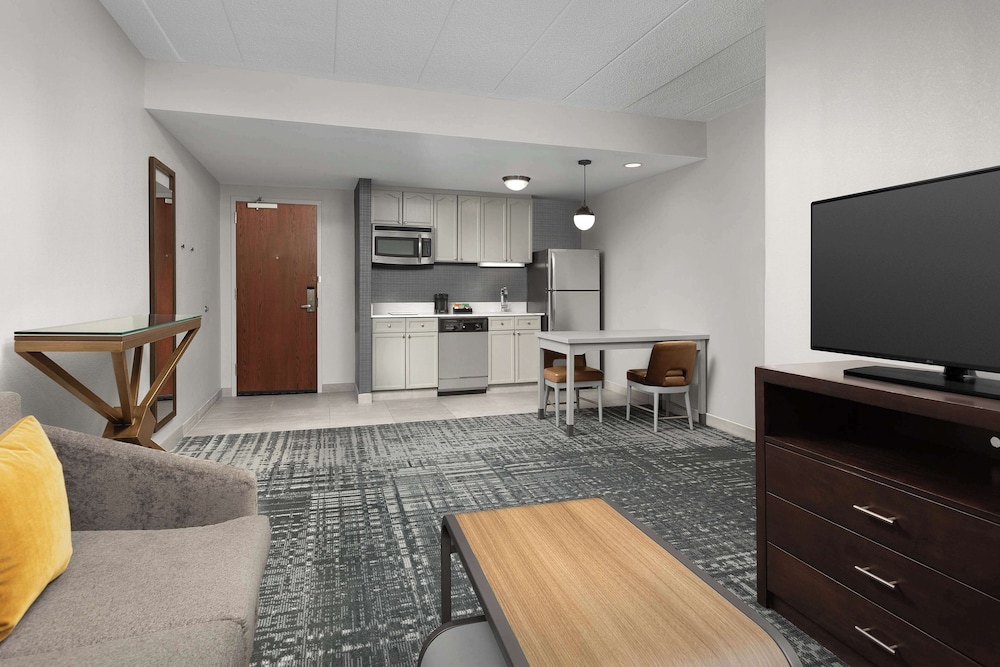 Standard Suite photo 2