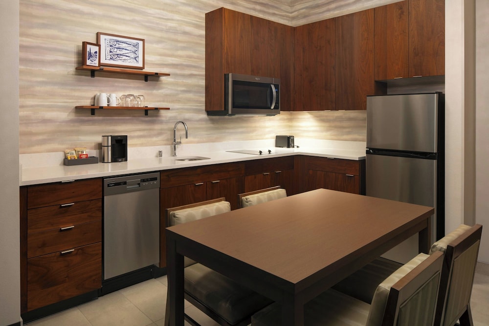Suite, 1 Bedroom photo 1