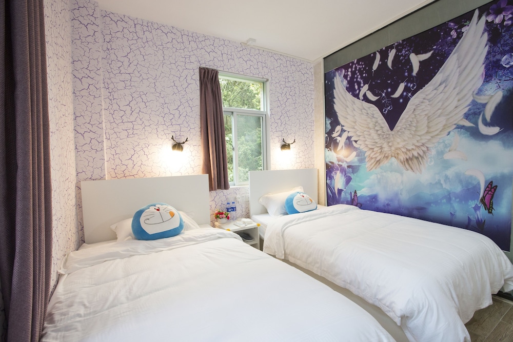 Standard Twin Room photo 2
