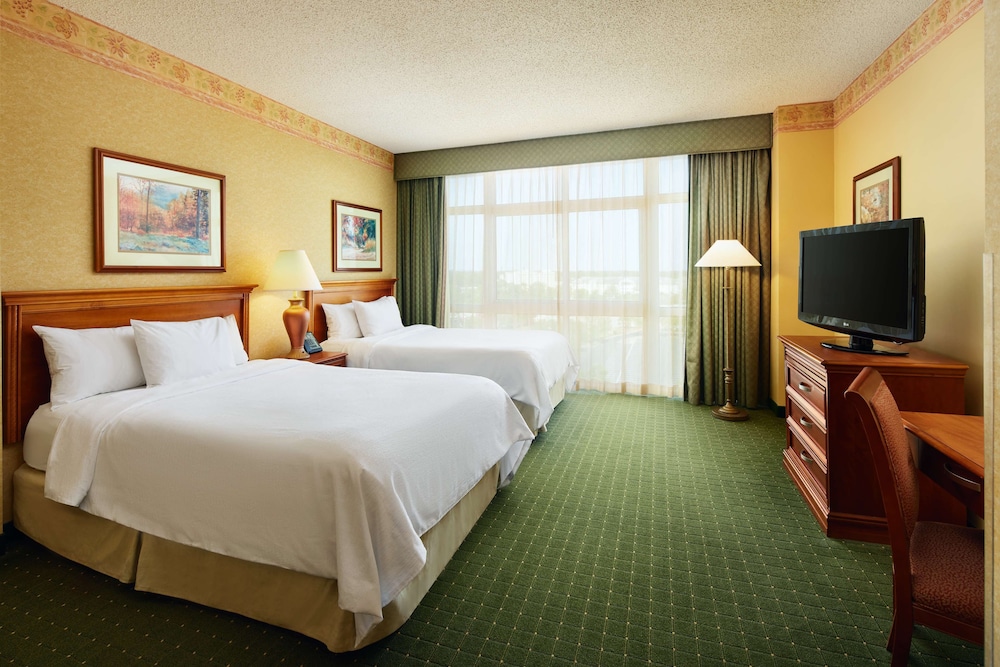 Standard Suite, 2 Double Beds with Sofa Bed, Non Smoking