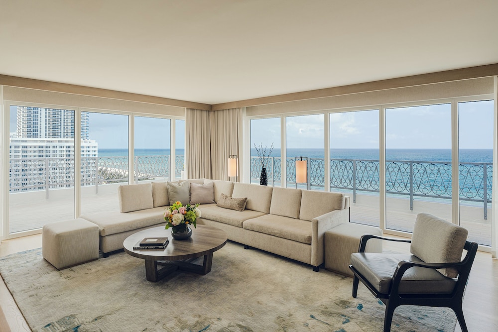 Nobu Ocean View One Bedroom Villa King