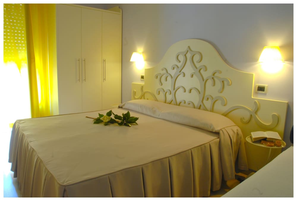 Comfort Triple Room photo 3