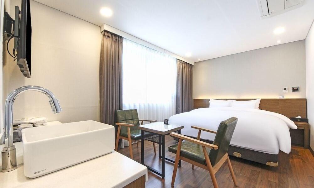 Standard Room photo 1