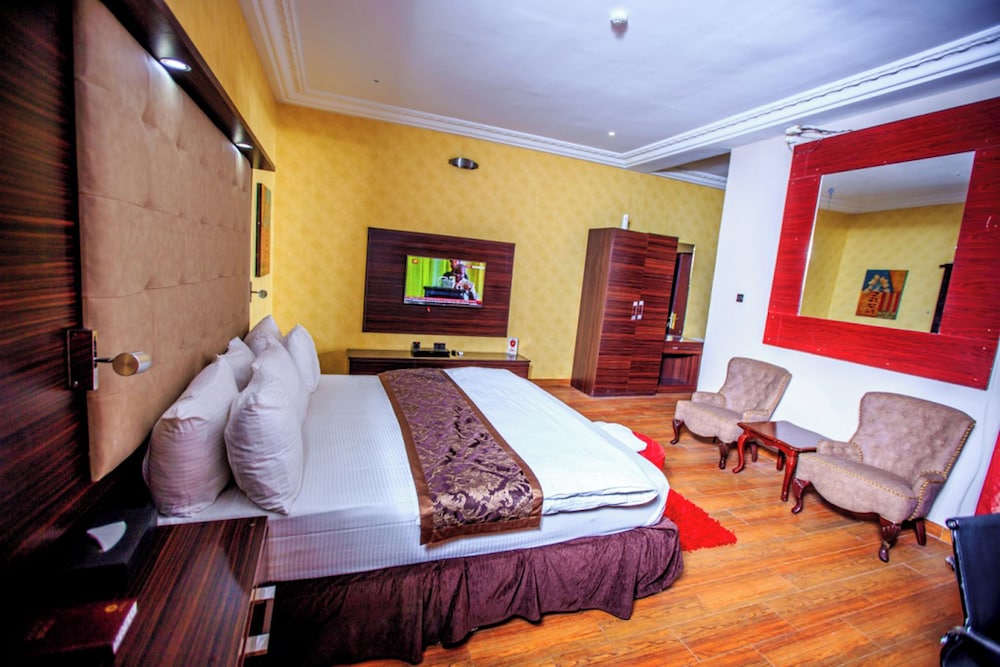 Executive Suite, 1 Queen Bed, Non Smoking photo 1