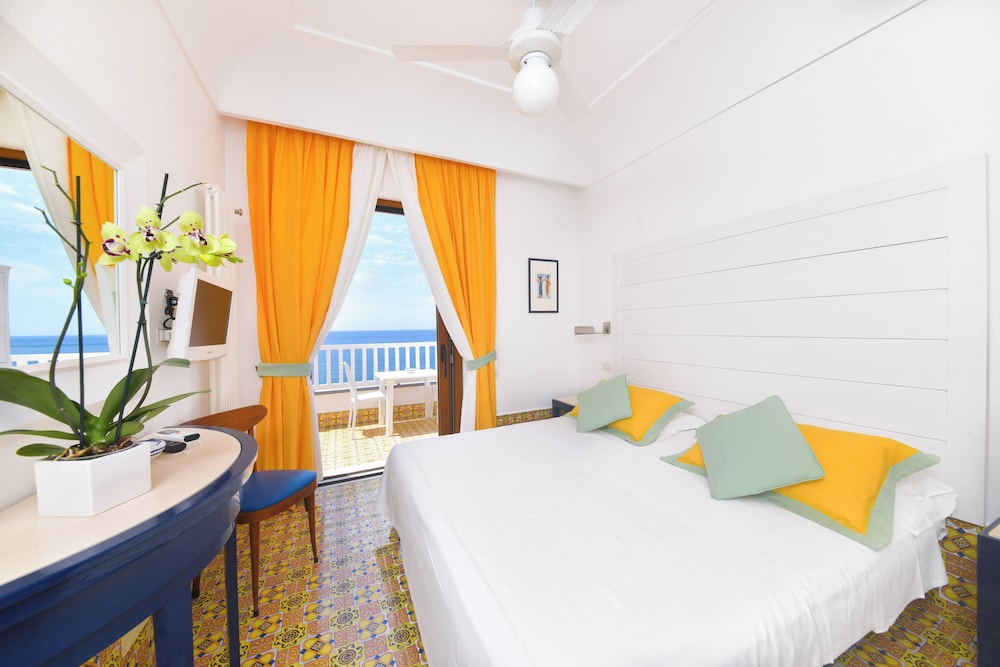 Standard Double Room, Sea View