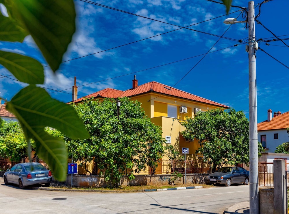 Apartment (Three Bedrom Apartment With Terrace)
