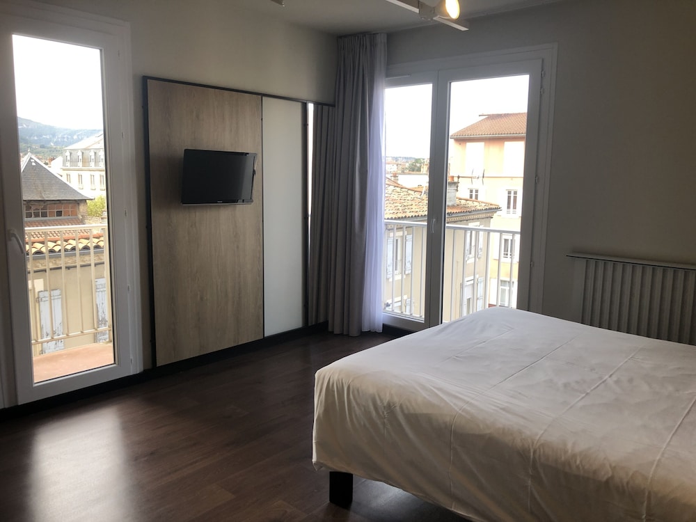 Superior Room, 1 Double Bed (renovated, industrial style) - Photo 4