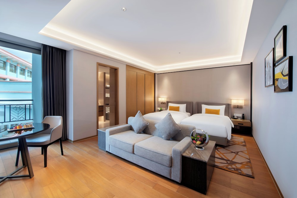 Two Bedroom And Living Room Apartment photo 3