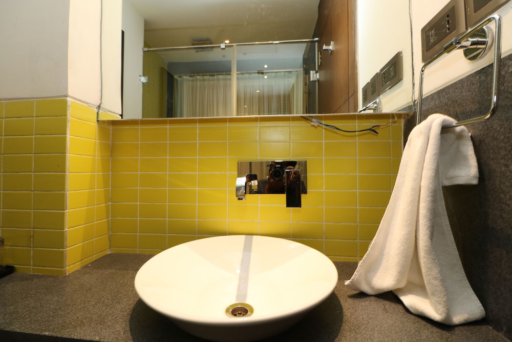 Luxury Double or Twin Room, 1 Queen Bed - Photo 2